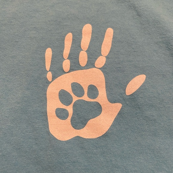 Local Animal 🐕 🐾 Shelter Shirt - Picture 2 of 9